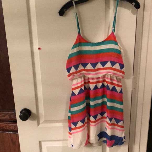 Summer dress - Picture 1 of 2